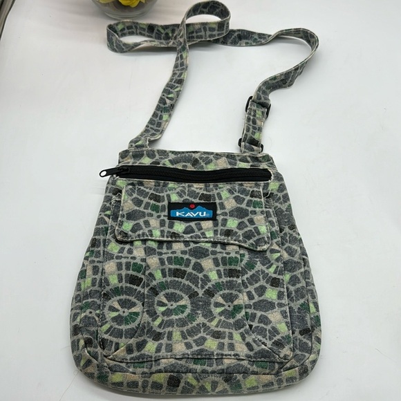 Kavu Handbags - Kavu Gray Green Print Crossbody Bag MCB6736R